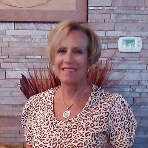 Meet your Posher, Beth